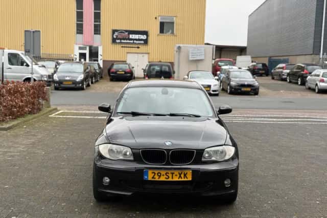 BMW 1-Serie (2006) thumbnail 2