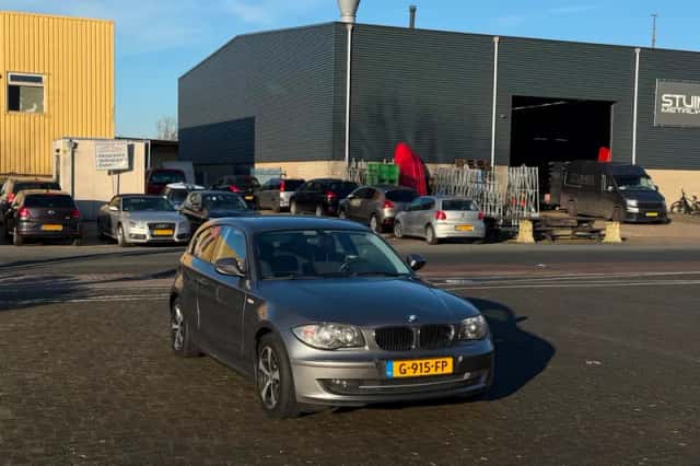 BMW 1-Serie (2010) thumbnail 3