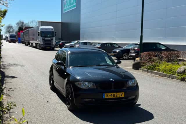 BMW 1-Serie (2008) thumbnail 3
