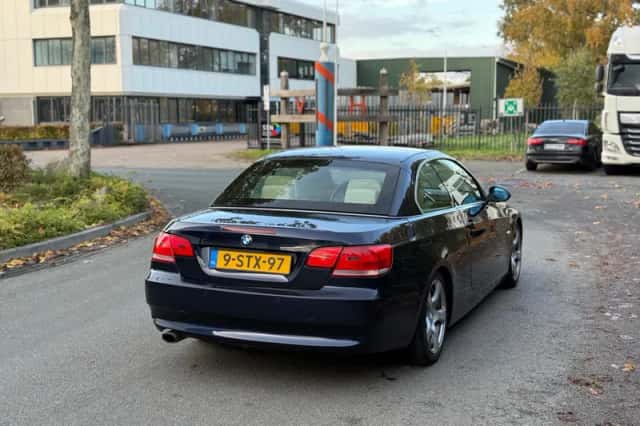 BMW 3-Serie (2008) thumbnail 4