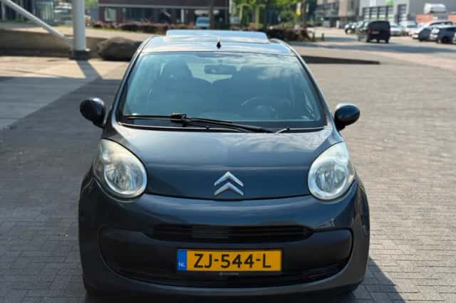 Citroën C1 (2008) thumbnail 2