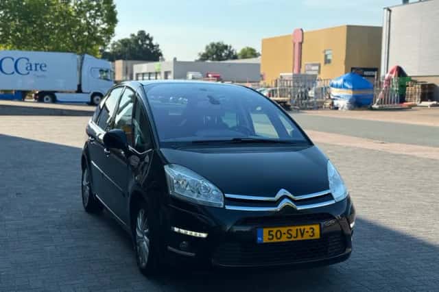 Citroën C4 Picasso (2011) thumbnail 3