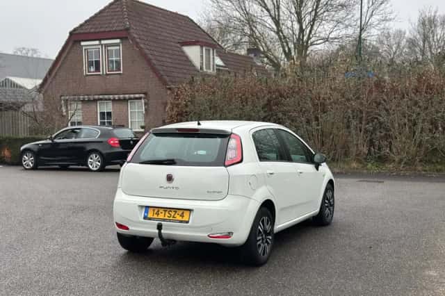 Fiat Punto (2012) thumbnail 4