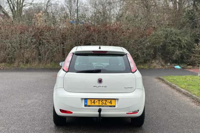 Fiat Punto (2012) thumbnail 5