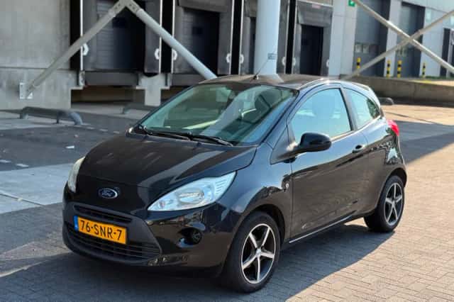 Ford Ka (2011) thumbnail 1