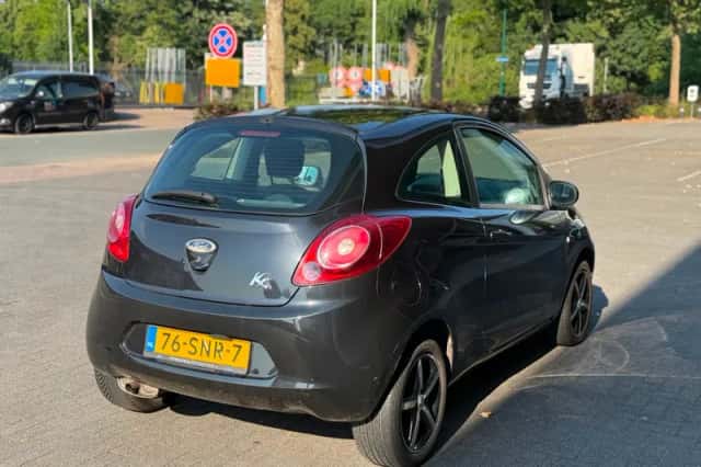 Ford Ka (2011) thumbnail 4