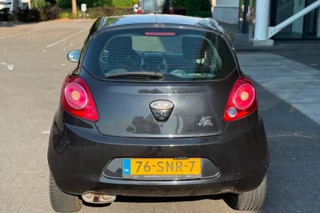 Ford Ka (2011) thumbnail 5