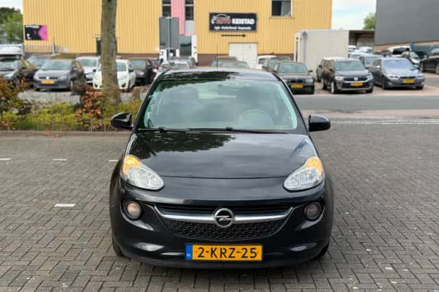 Opel Adam (2013) thumbnail 2