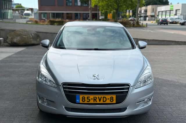 Peugeot 508 (2011) thumbnail 2