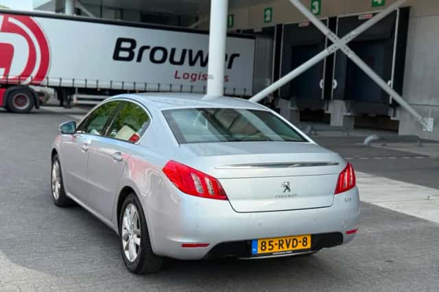 Peugeot 508 (2011) thumbnail 6