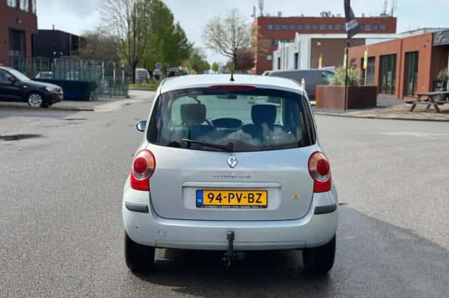 Renault Modus (2005) thumbnail 5