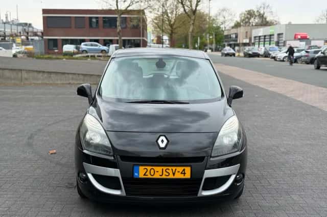 Renault Scénic (2009) thumbnail 2
