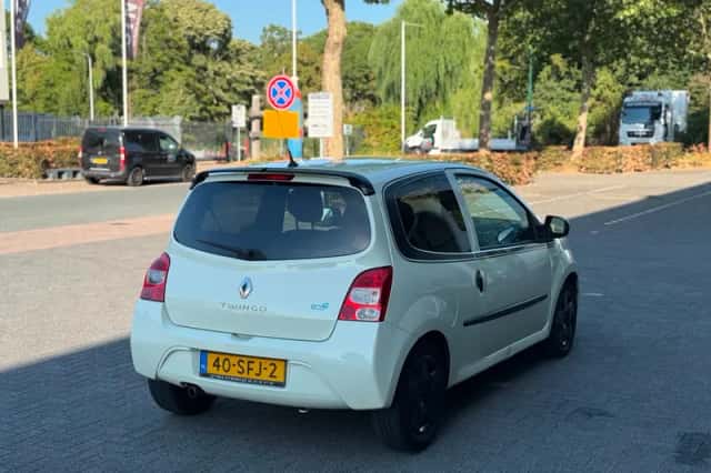 Renault Twingo (2011) thumbnail 4