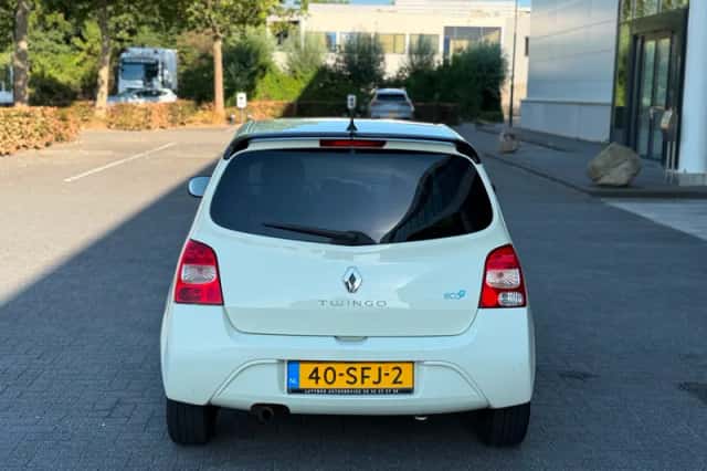 Renault Twingo (2011) thumbnail 5