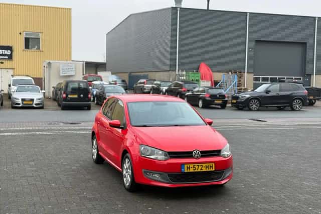 Volkswagen Polo (2009) thumbnail 3