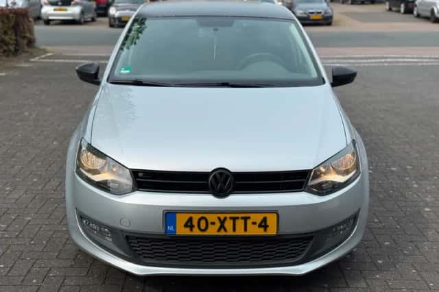 Volkswagen Polo (2012) thumbnail 2