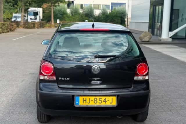 Volkswagen Polo (2005) thumbnail 5
