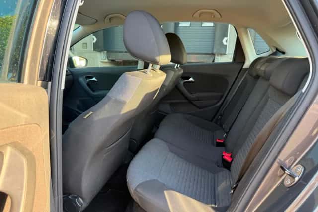 Volkswagen Polo (2010) thumbnail 3