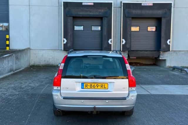 Volvo V70 (2005) thumbnail 5