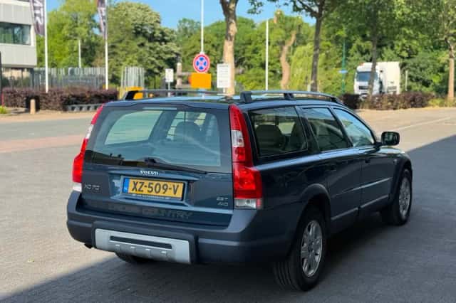 Volvo XC70 (2005) thumbnail 4