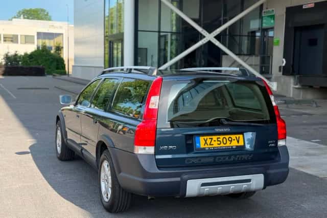 Volvo XC70 (2005) thumbnail 6