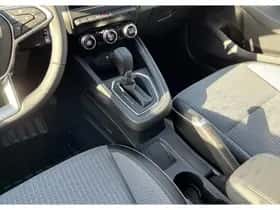 Renault Clio (2024) thumbnail 16