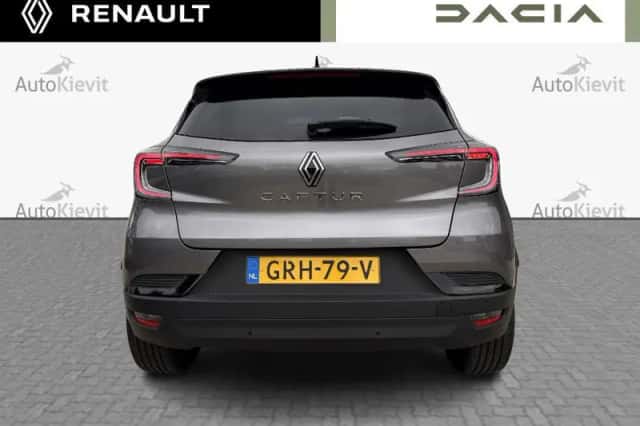 Renault Captur (2024) thumbnail 7