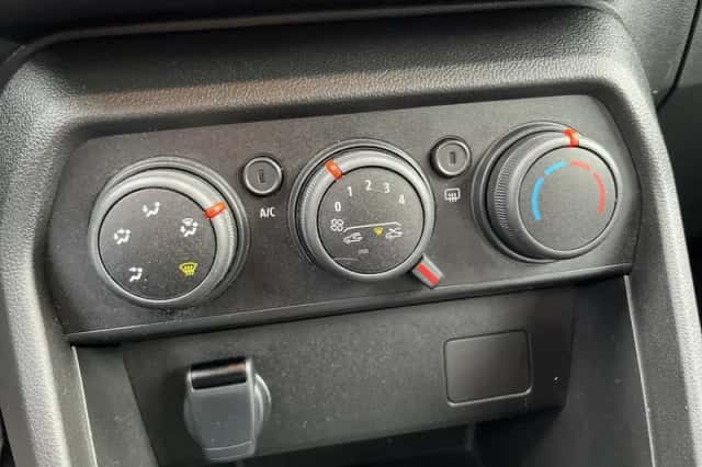 Dacia Sandero (2024) thumbnail 17