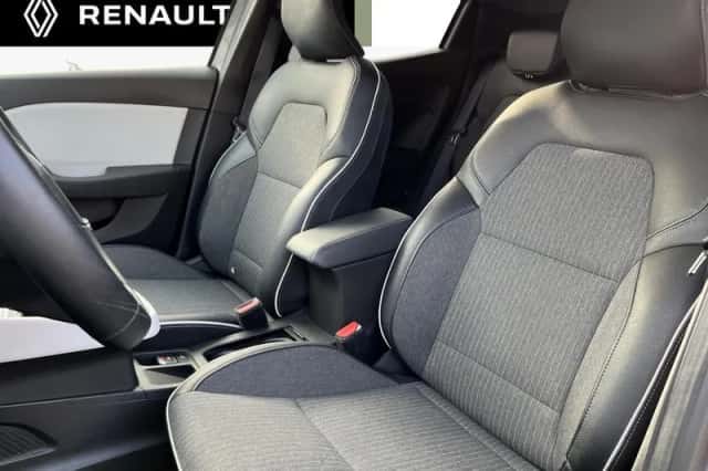 Renault Clio (2023) thumbnail 23