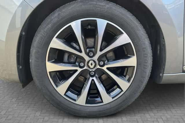 Renault Clio (2023) thumbnail 10