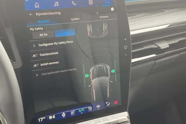 Renault Espace (2025) thumbnail 24