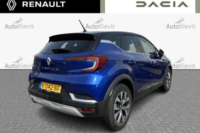 Renault Captur (2021) thumbnail 6