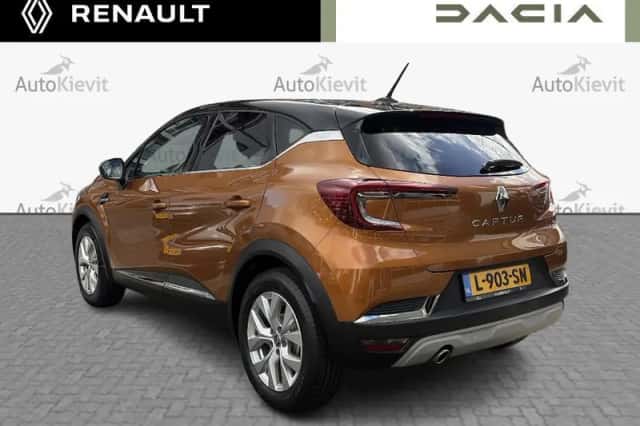 Renault Captur (2021) thumbnail 8