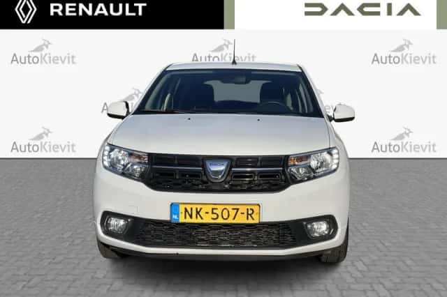 Dacia Sandero (2017) thumbnail 2