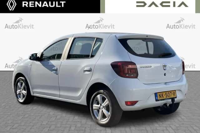 Dacia Sandero (2017) thumbnail 9