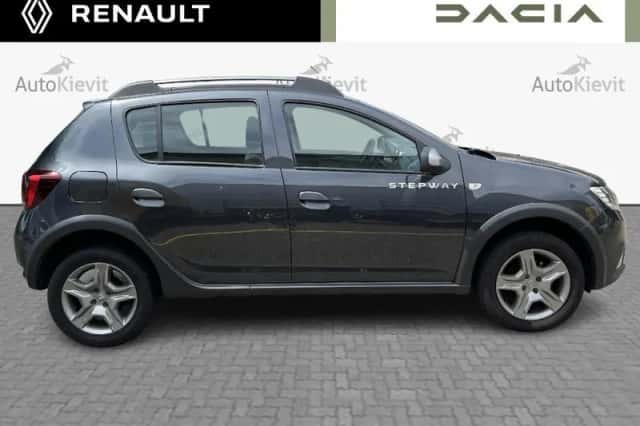 Dacia Sandero Stepway (2019) thumbnail 4