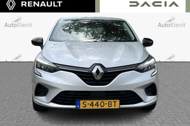 Renault Clio (2023) thumbnail 2