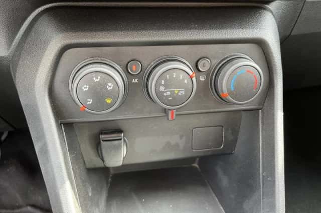 Dacia Sandero (2023) thumbnail 15
