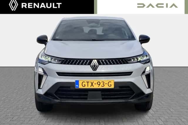 Renault Captur (2024) thumbnail 2