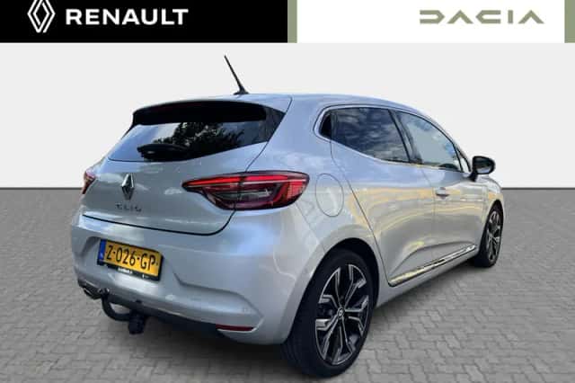 Renault Clio (2022) thumbnail 5