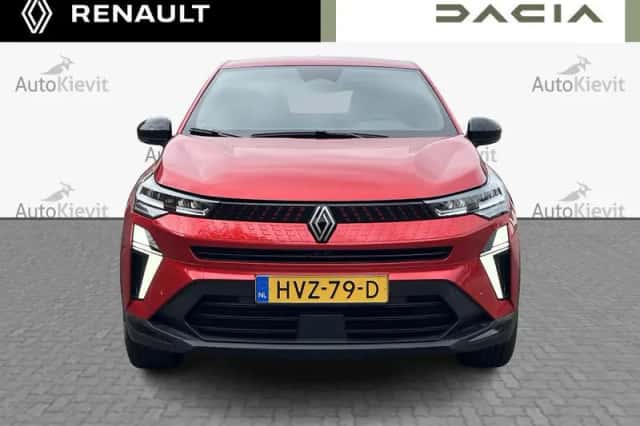 Renault Captur (2025) thumbnail 2