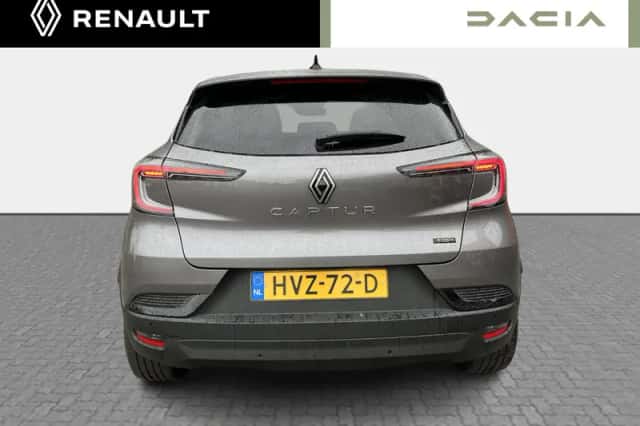 Renault Captur (2025) thumbnail 6