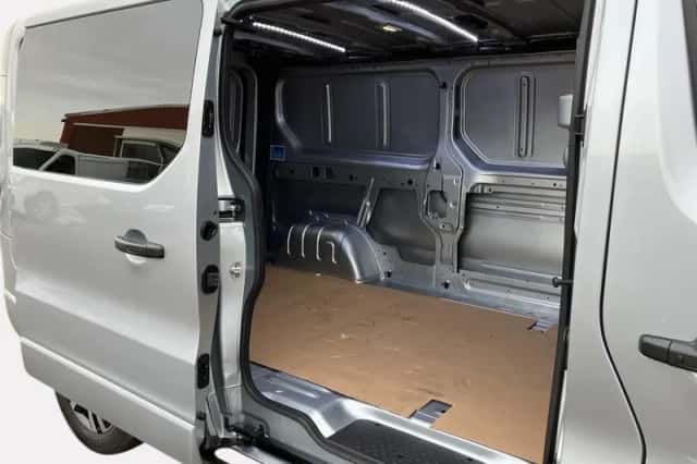Renault Trafic (2024) thumbnail 11