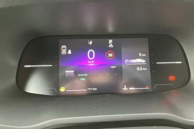 Renault Trafic (2024) thumbnail 17
