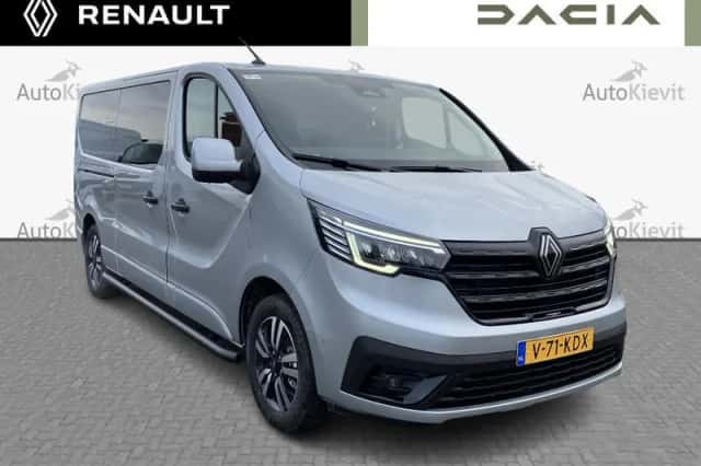 Renault Trafic (2024) thumbnail 3