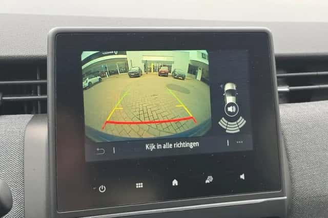 Renault Clio (2024) thumbnail 11