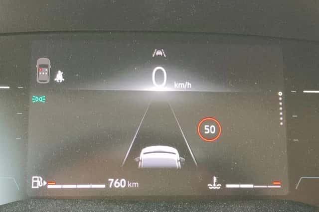 Renault Clio (2024) thumbnail 24