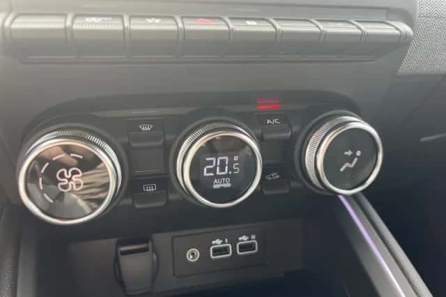 Renault Clio (2025) thumbnail 18