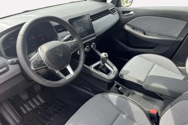 Renault Clio (2025) thumbnail 5