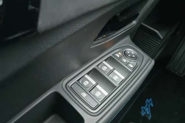 Renault Clio (2026) thumbnail 23
